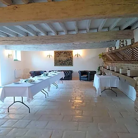 Chateau Des Roises 3*